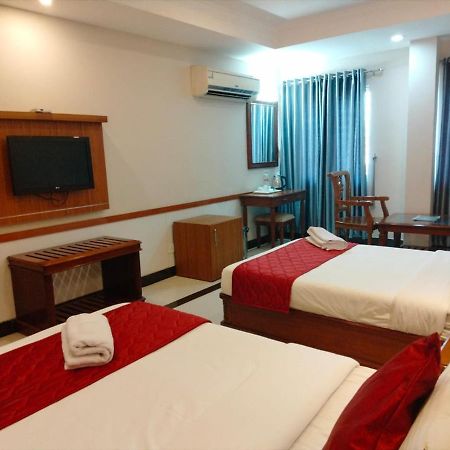 Hotel Jyothis Regency Palakkad Εξωτερικό φωτογραφία